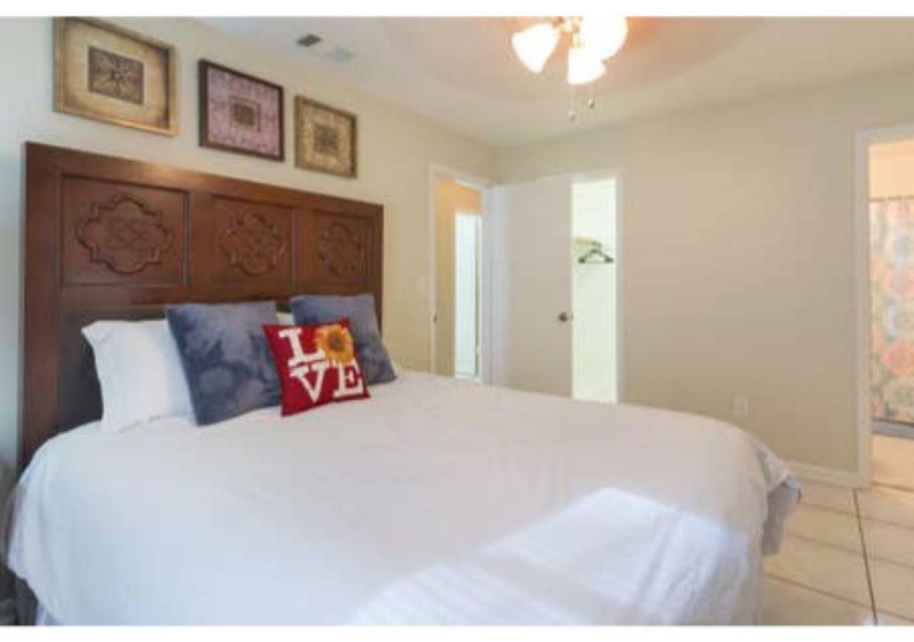 Home Away From Home! Deltona Ngoại thất bức ảnh